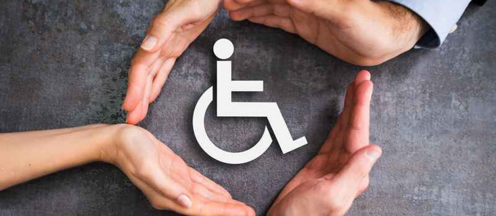 Έως 1.663€ τον μήνα: Ποιοι μπαίνουν στο πρόγραμμα Προσωπικός Βοηθός